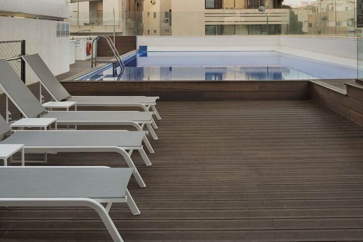 Pool 73 of 100