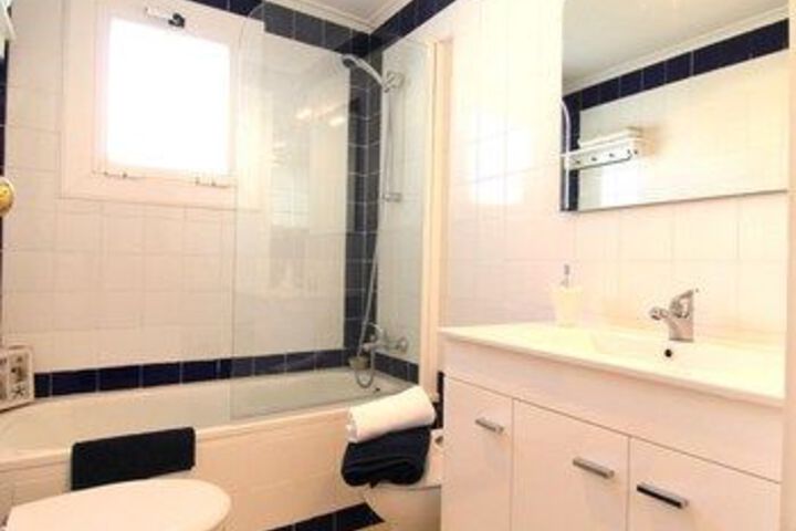 Room 6 of 47