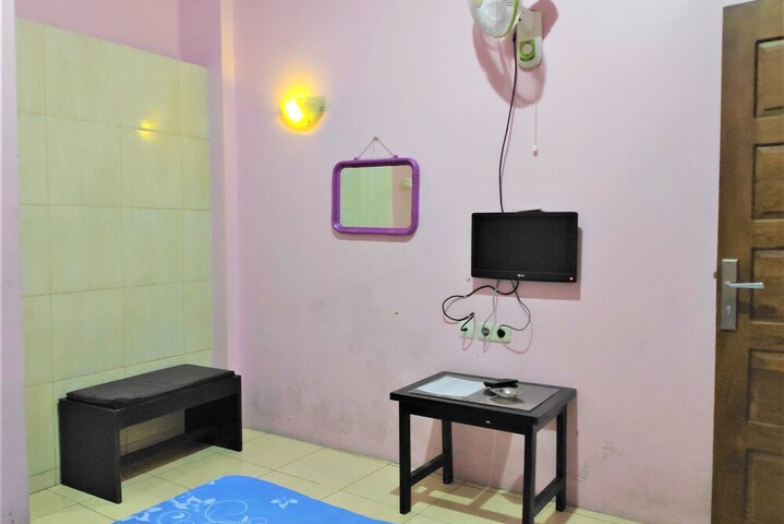 Room 12 of 46
