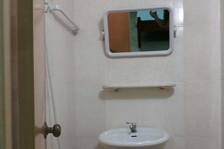 Room 2 of 5