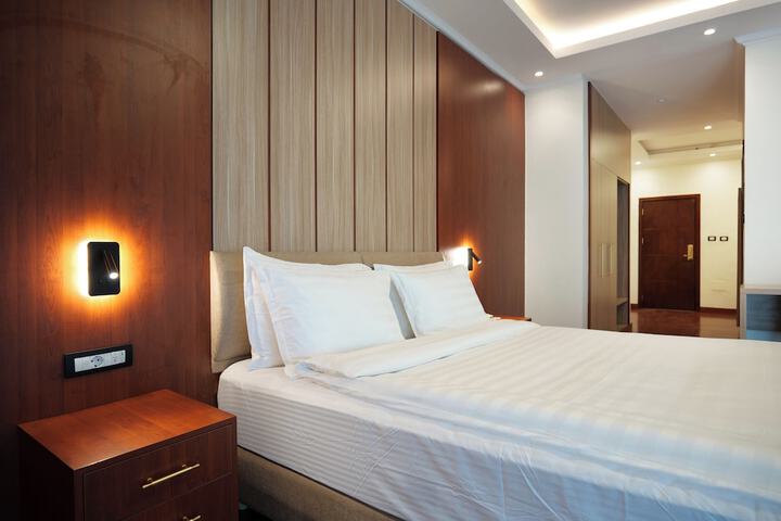 Room 26 of 73