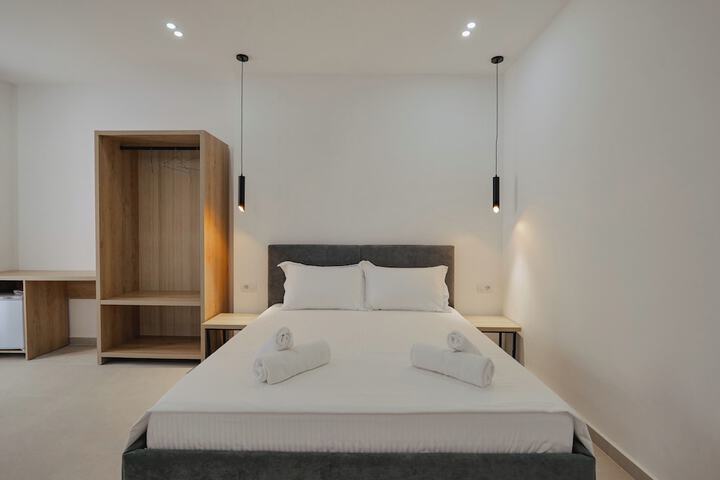 Room 48 of 152