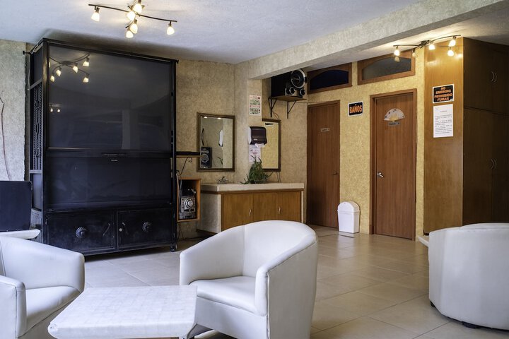Room 41 of 54