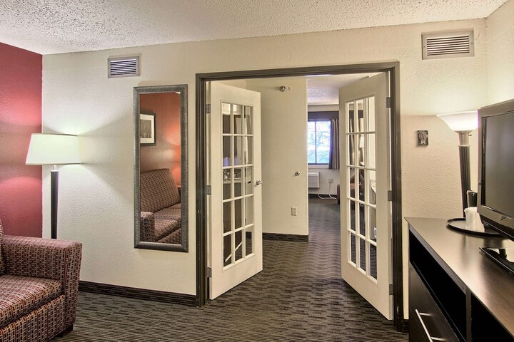 Room 19 of 54