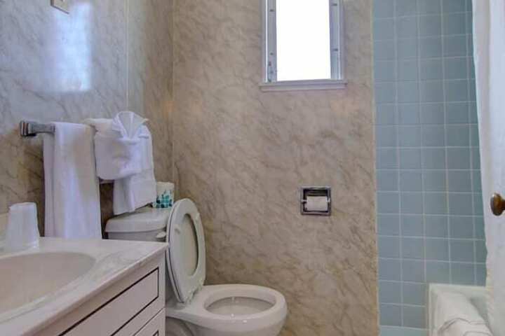 Room 20 of 30