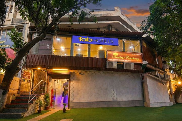 Fabhotel Heritage Residency