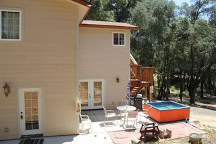 Property Grounds 70 of 75