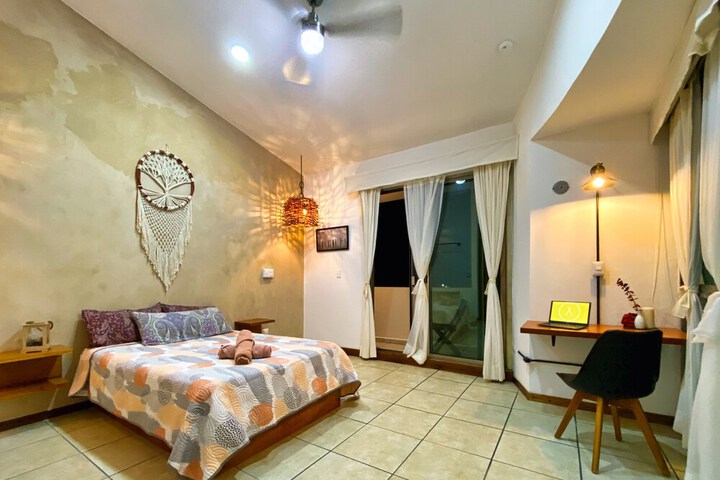Room 16 of 79