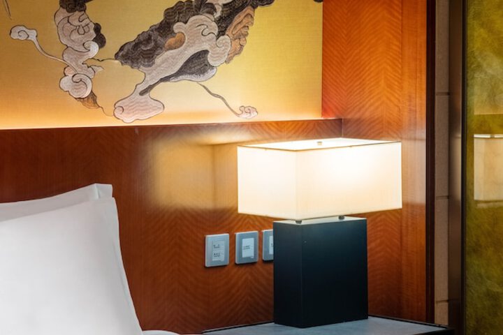 Room 15 of 69