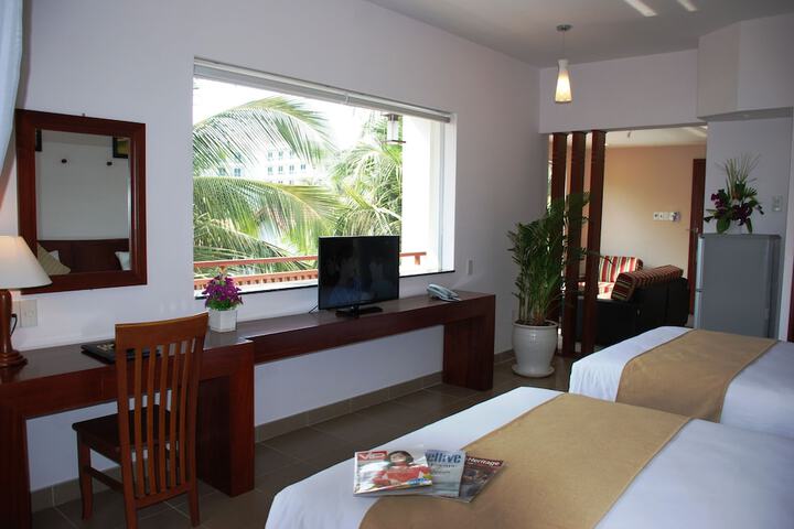 Room 7 of 37