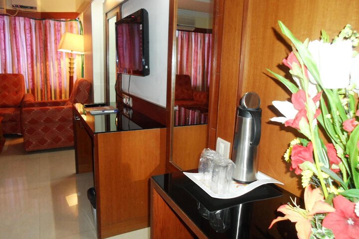 Room 46 of 66