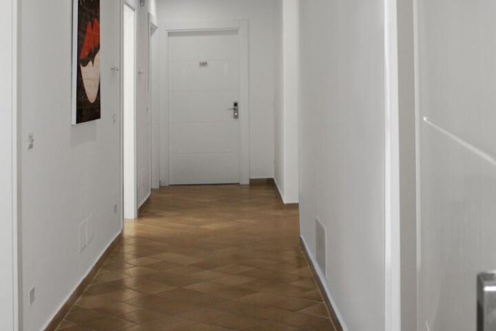 Ballroom/Hall 89 of 91