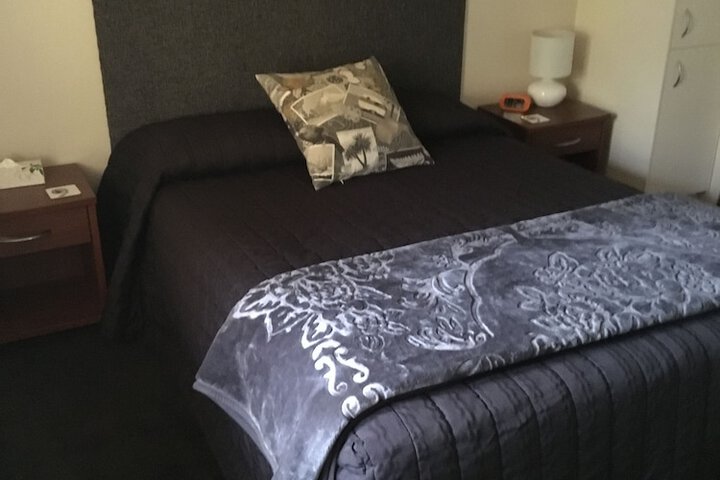 Room 33 of 57
