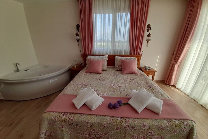 Room 14 of 73