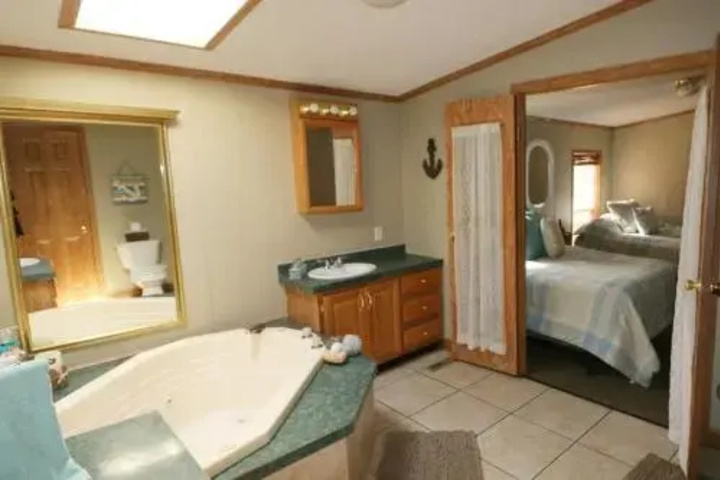 Room 3 of 11
