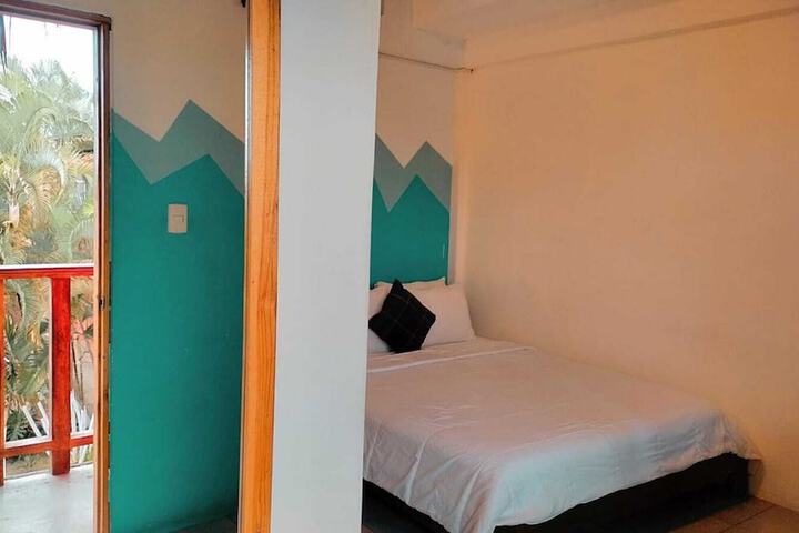 Room 18 of 53