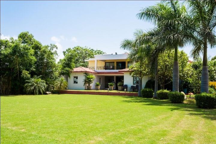 Exterior Photo