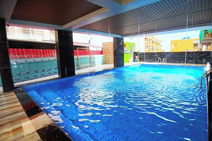 Pool 74 of 96