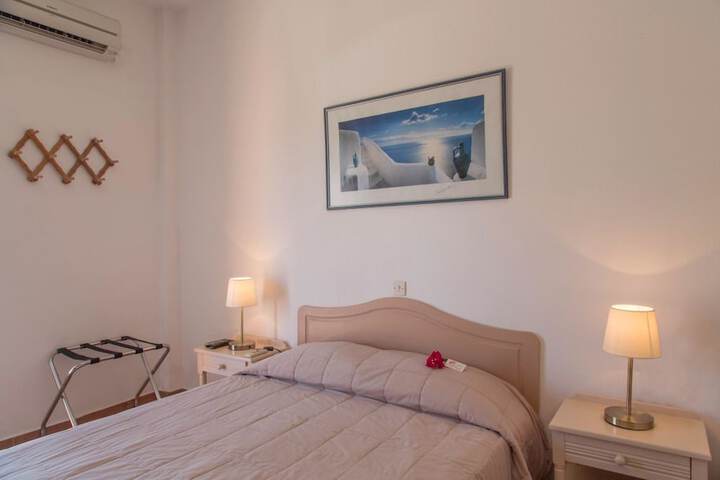 Room 3 of 30