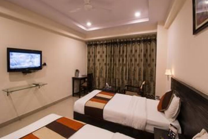 Room 19 of 30