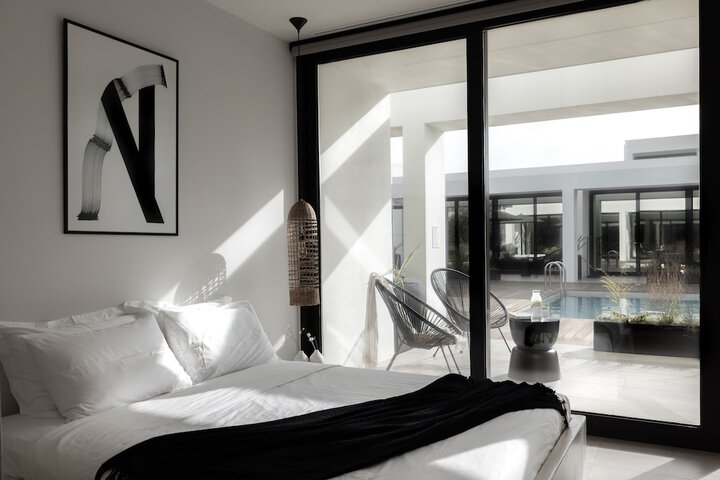 Room 4 of 91
