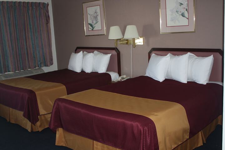 Room 6 of 37