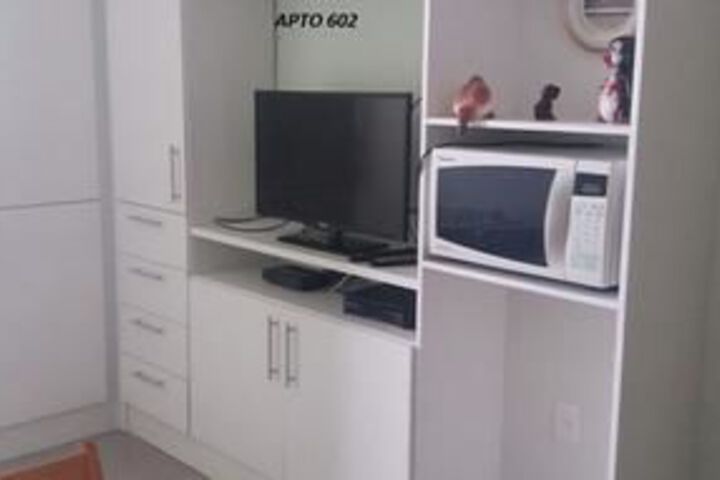 Room 10 of 34