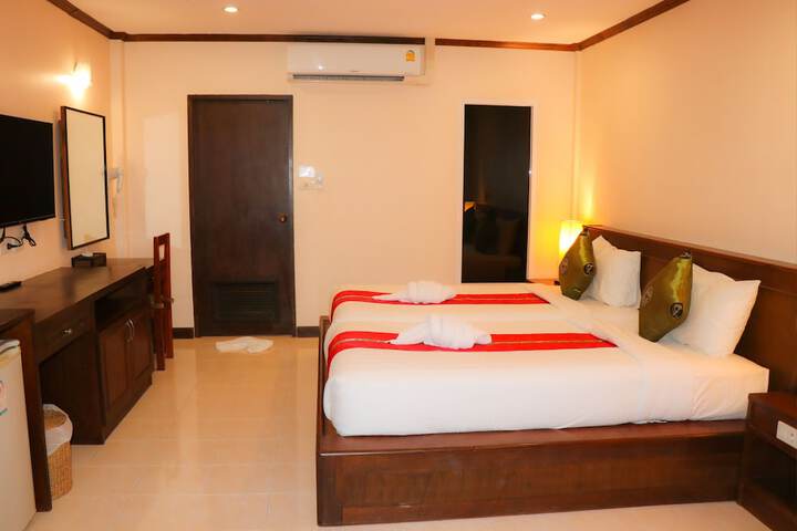 Room 28 of 73