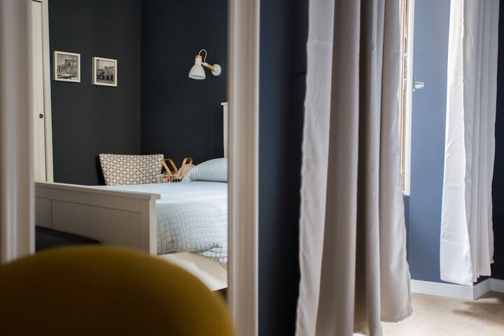 Room 2 of 42