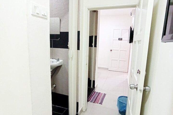 Room 10 of 45