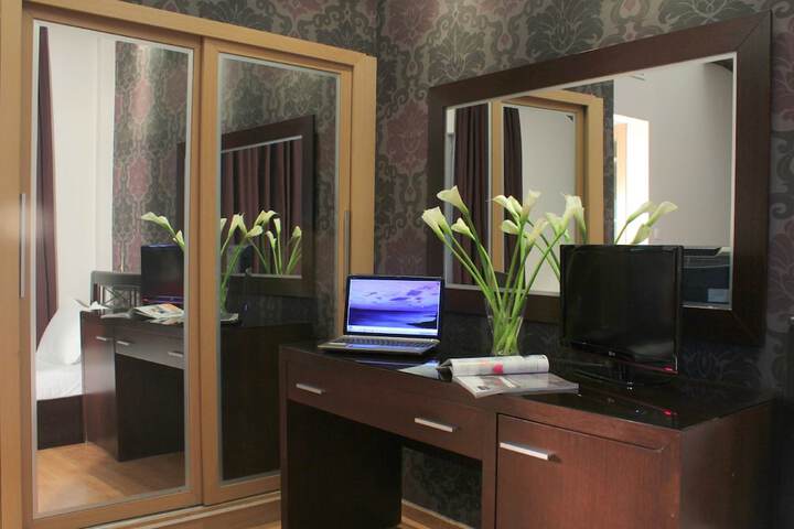 Room amenity