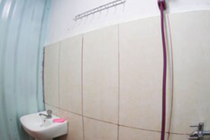 Room 10 of 74