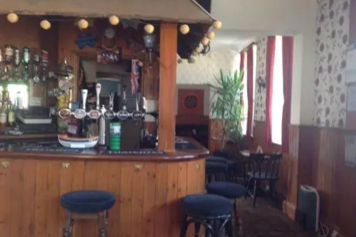 THE NEW CROWN INN