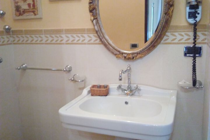 Room 31 of 54