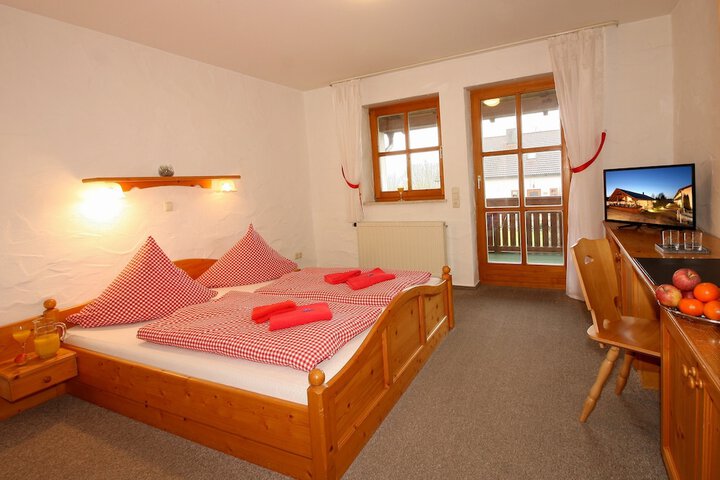 Room 7 of 72