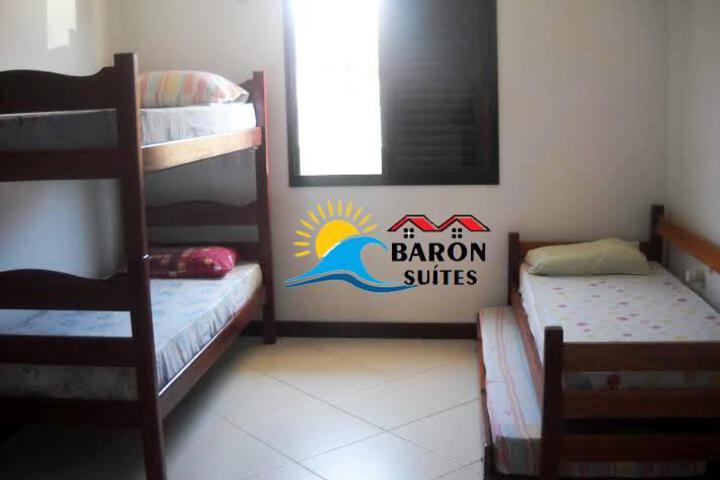 Room 25 of 33