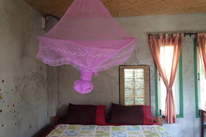 Room 11 of 64