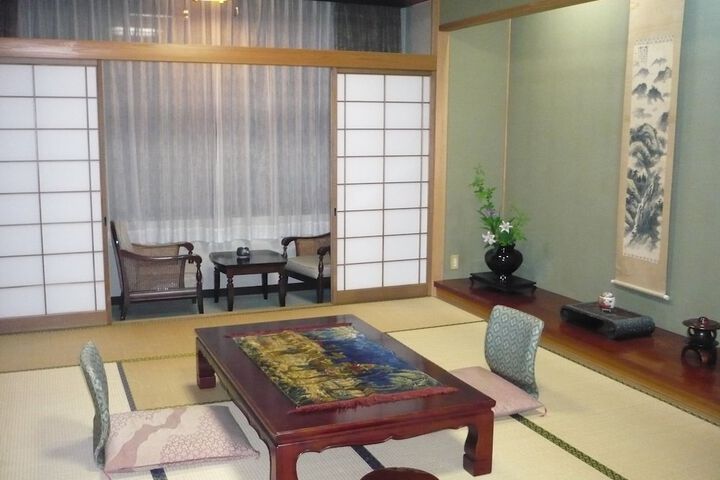 Room 5 of 57