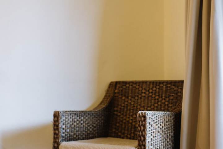 Room 18 of 140