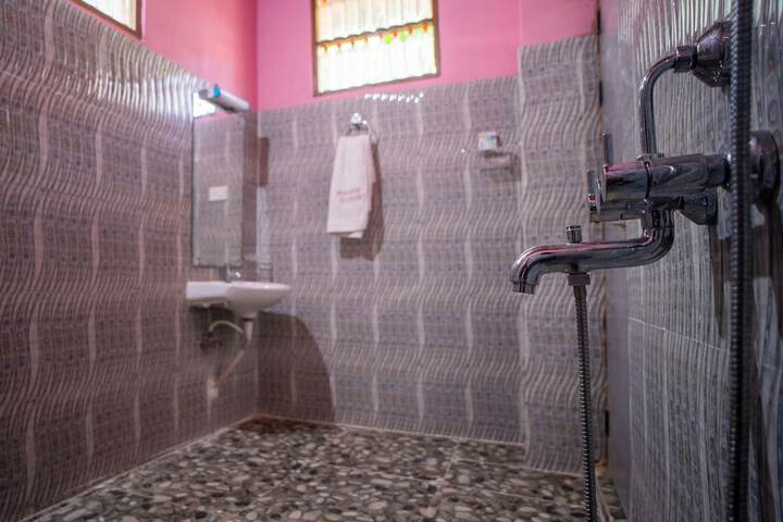 Room 14 of 29