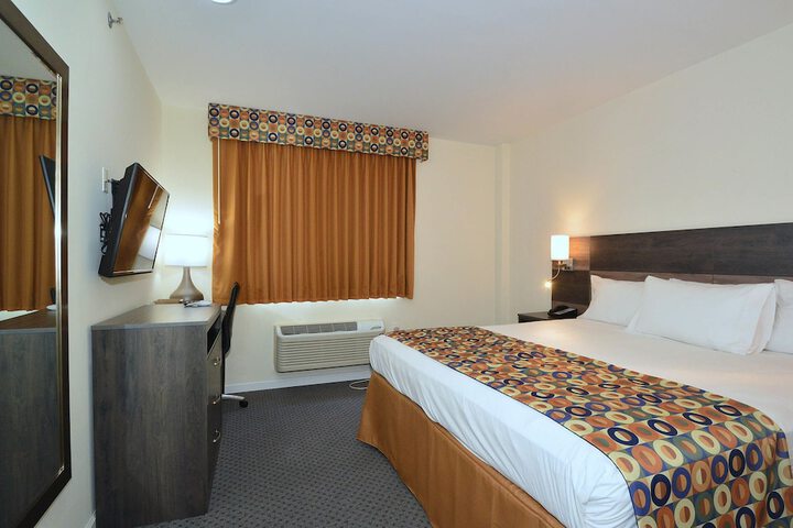 Room 4 of 31