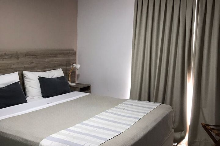 Room 5 of 29
