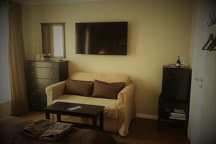 Room 13 of 47