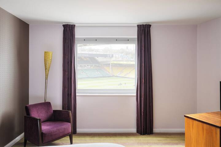Room 25 of 88