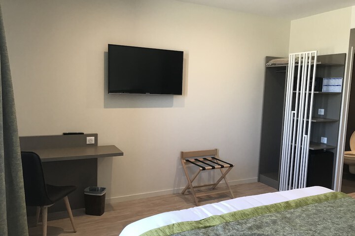 Room 54 of 84