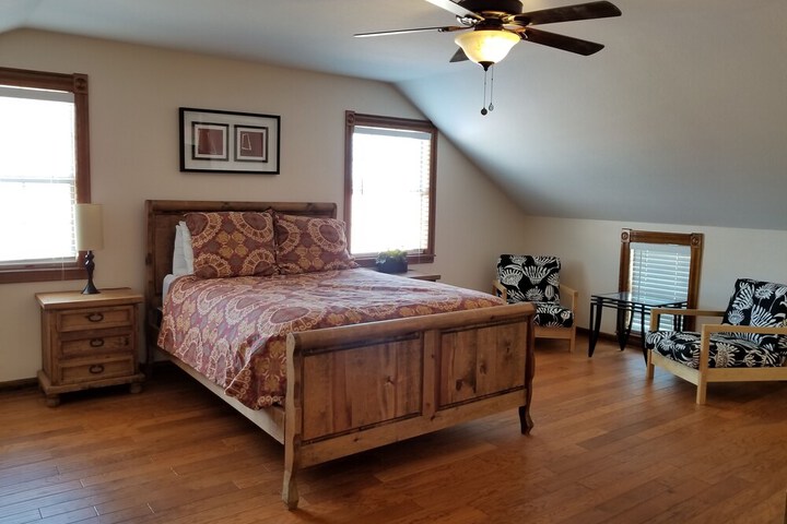 Room 10 of 24