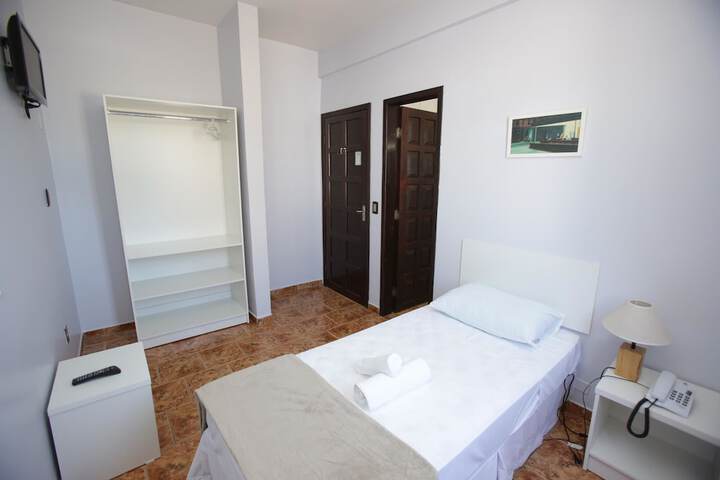 Room 34 of 150