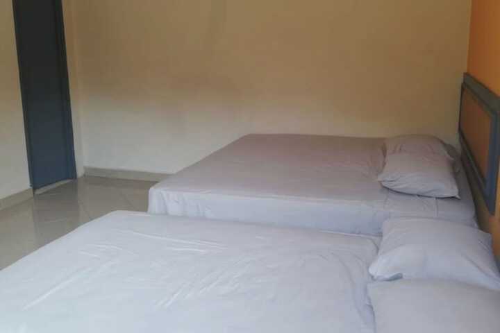 Room 14 of 24