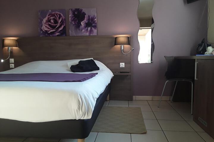 Room 7 of 46