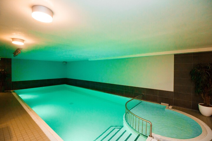 Hotel with Pool